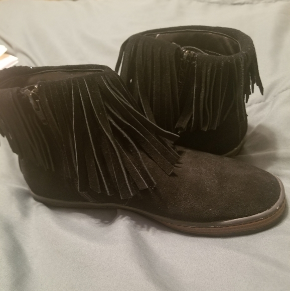 AEROSOLES Shoes - Fringe bootie